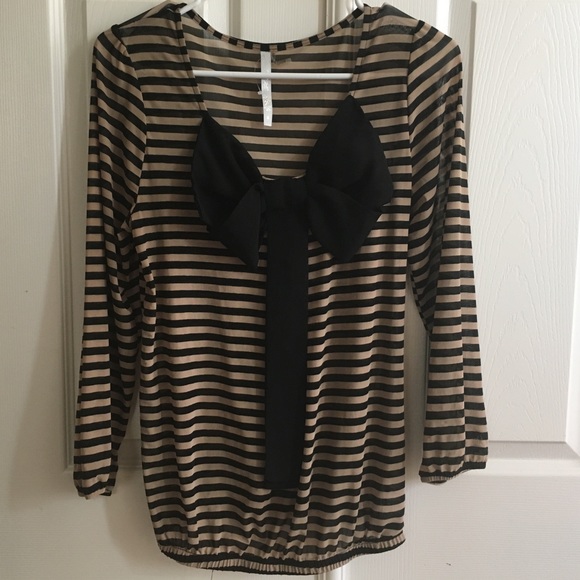 Tops - Bow Top